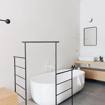 Hotel Placido Y Grata