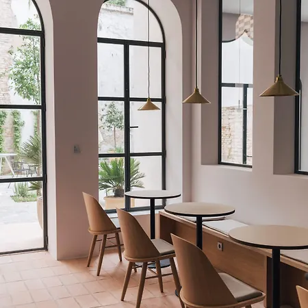 Placido Y Grata إشبيلية