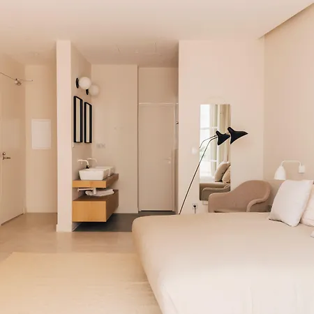 فندق Placido Y Grata 4*