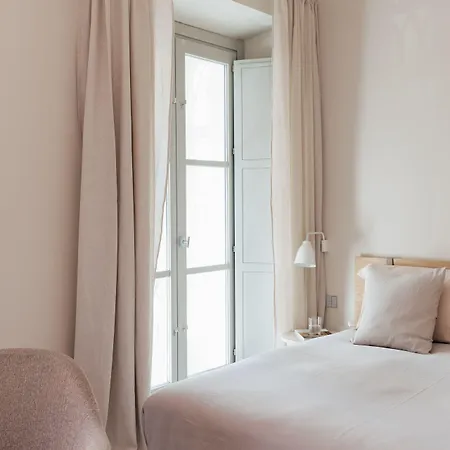 فندق Placido Y Grata